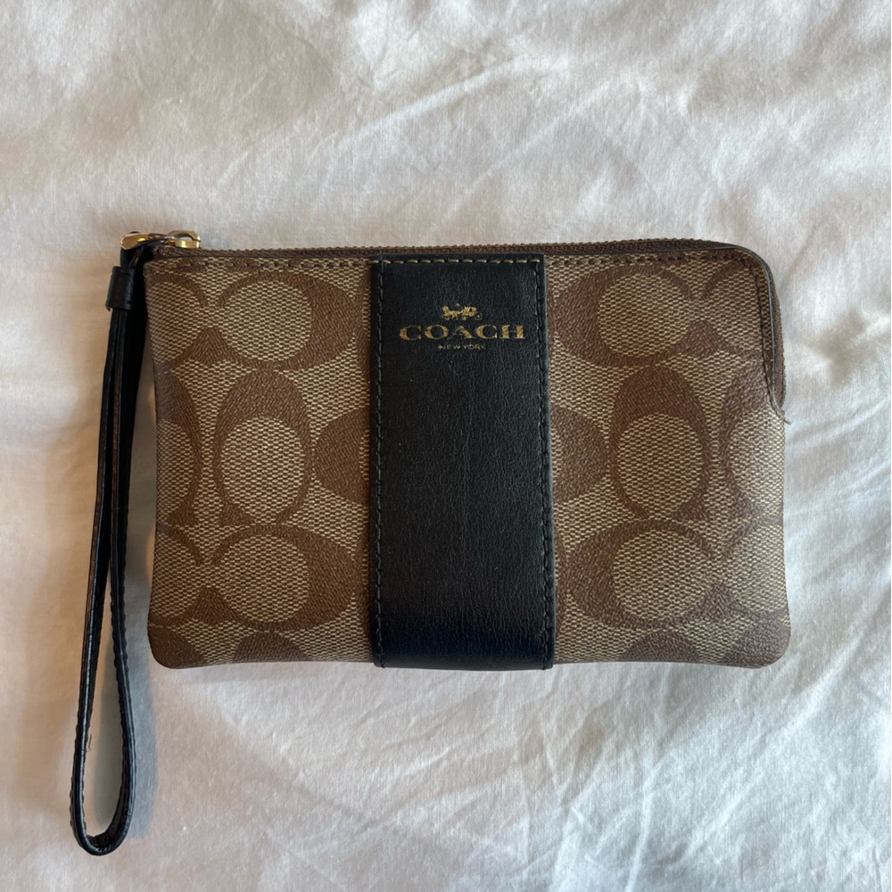 Coach Wallet Bag
